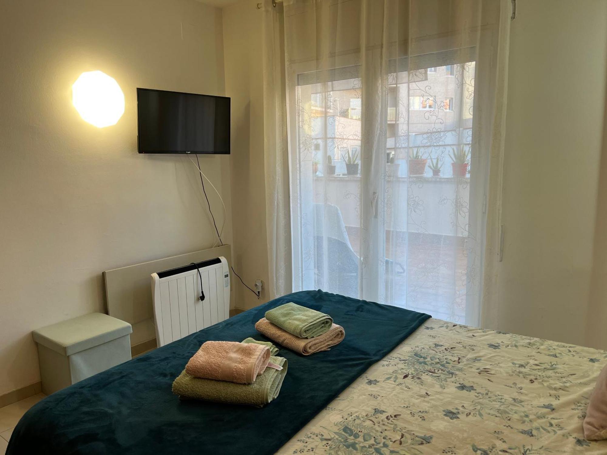 Comode Apartament Al Bell Mig De Girona Exterior foto